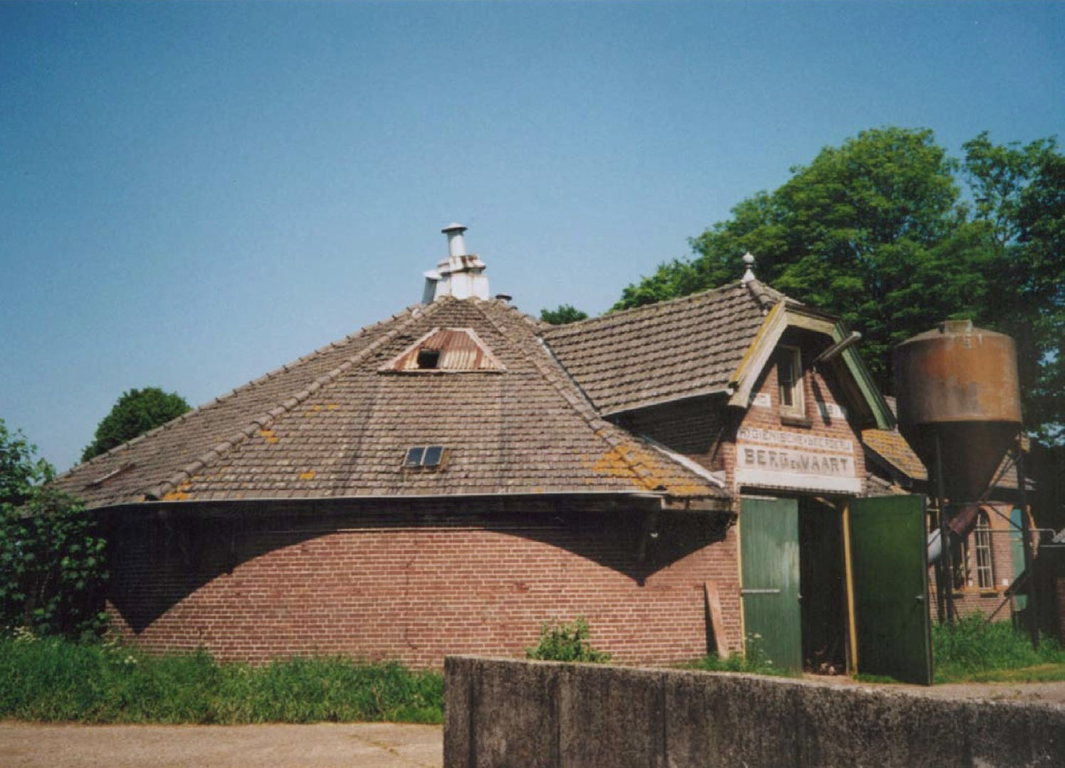 Umnutzung Bauernhof Ankeveen (NL), Resonator Coop Architektur + Design Resonator Coop Architektur + Design