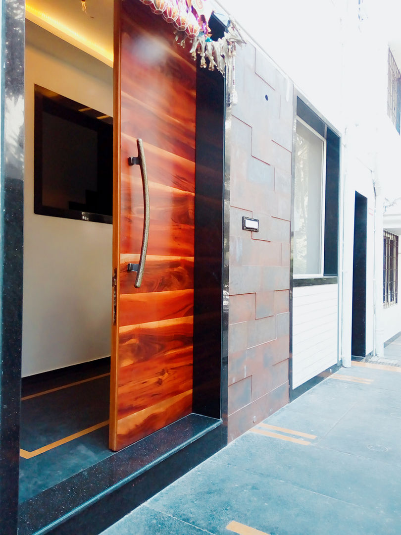 BUNGALOW INTERIORS, Finch Architects Finch Architects Minimalist style doors Property,Fixture,Door,Orange,Wood,Interior design,Flooring,House,Floor,Window