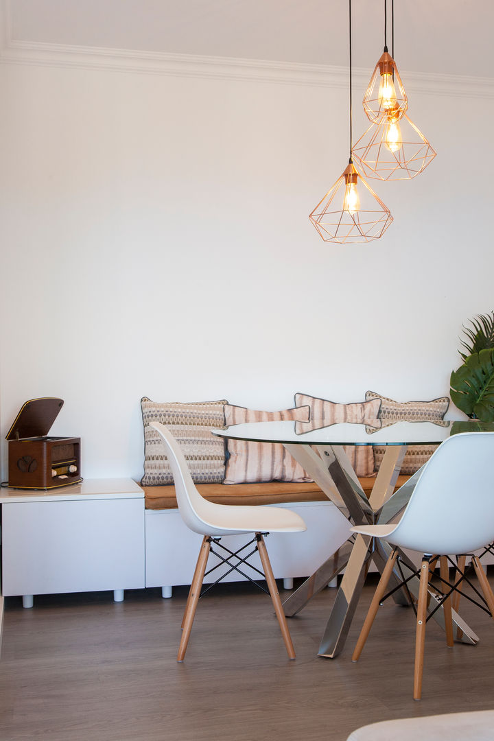 Apartamento c/ 1 quarto - Paço de Arcos, Oeiras, Traço Magenta - Design de Interiores Traço Magenta - Design de Interiores غرفة السفرة