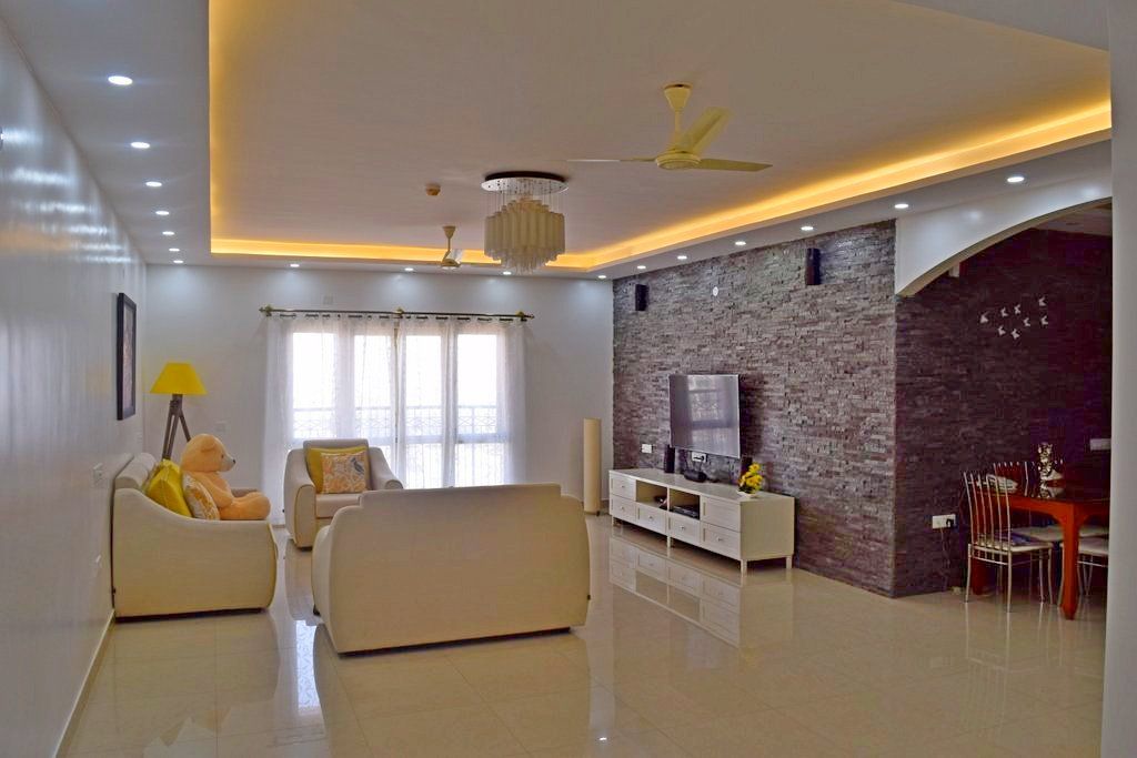 L&T South city, 3 BHK - Mr. Sundaresh, DECOR DREAMS DECOR DREAMS Soggiorno in stile mediterraneo