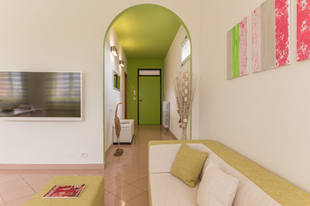 Airone, Home Staging per la Microricettività Anna Leone Architetto Home Stager Ingresso, Corridoio & Scale in stile minimalista ingresso