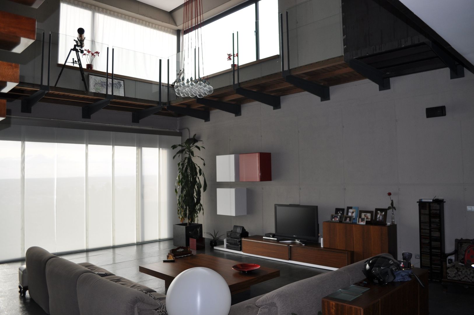 Villa Cambero y Guerra, URBAQ arquitectos s.l. URBAQ arquitectos s.l. Living room Concrete