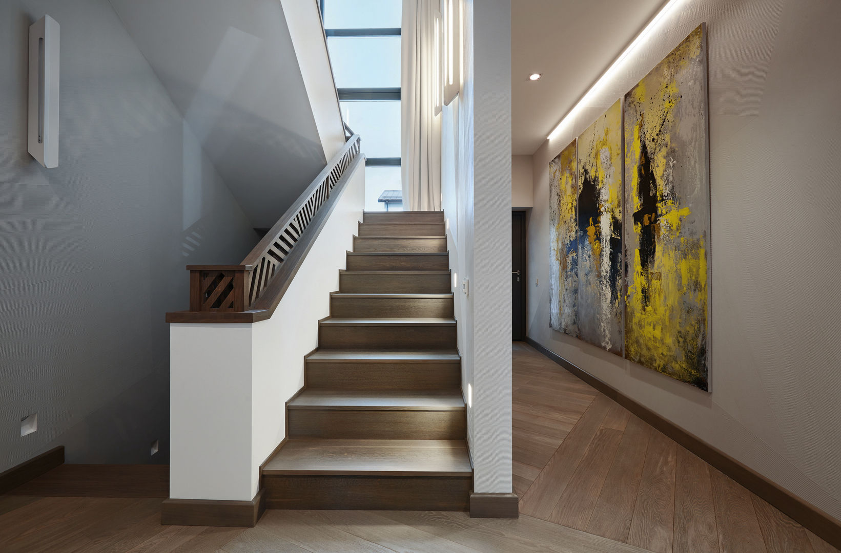 House in Minsk, Unique Design Company Unique Design Company Modern corridor, hallway & stairs