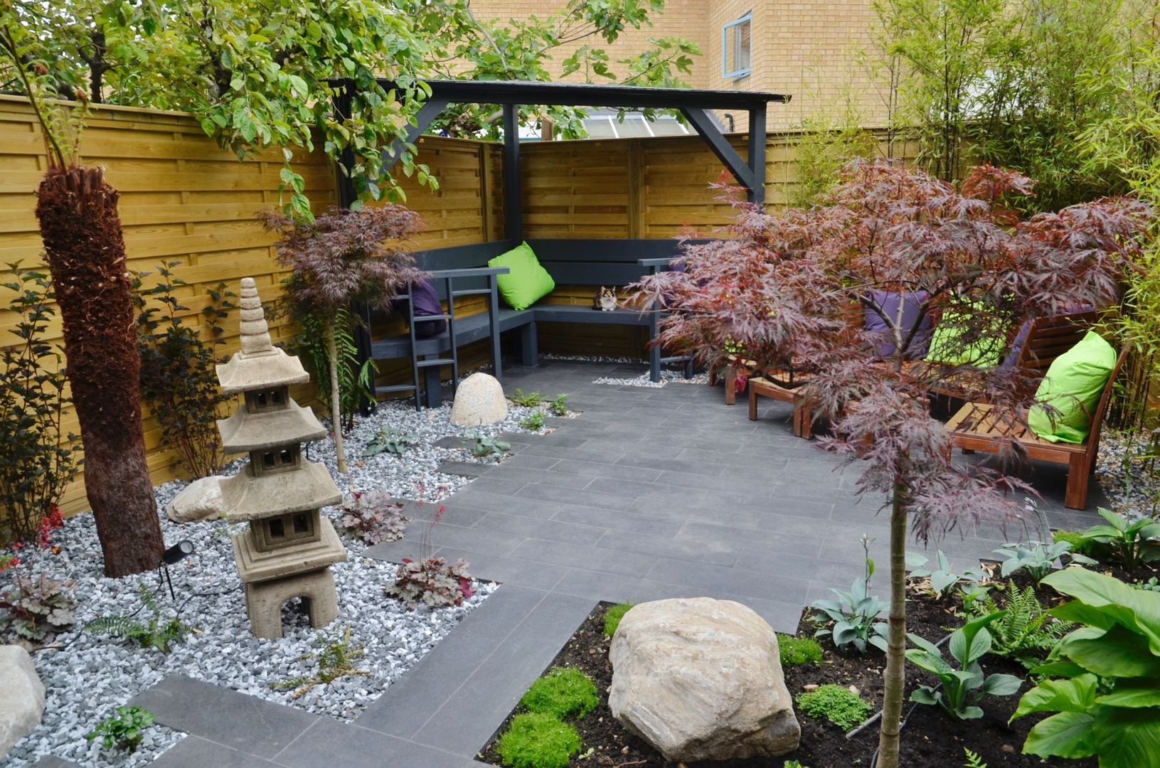 Temple Garden, Borrowed Space Borrowed Space Jardines de estilo asiático