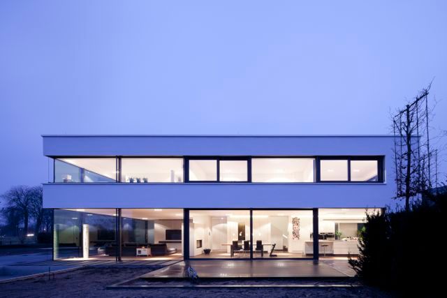 Einfamilienhaus, Innenarchitektur und Kunst Innenarchitektur und Kunst Minimalist house