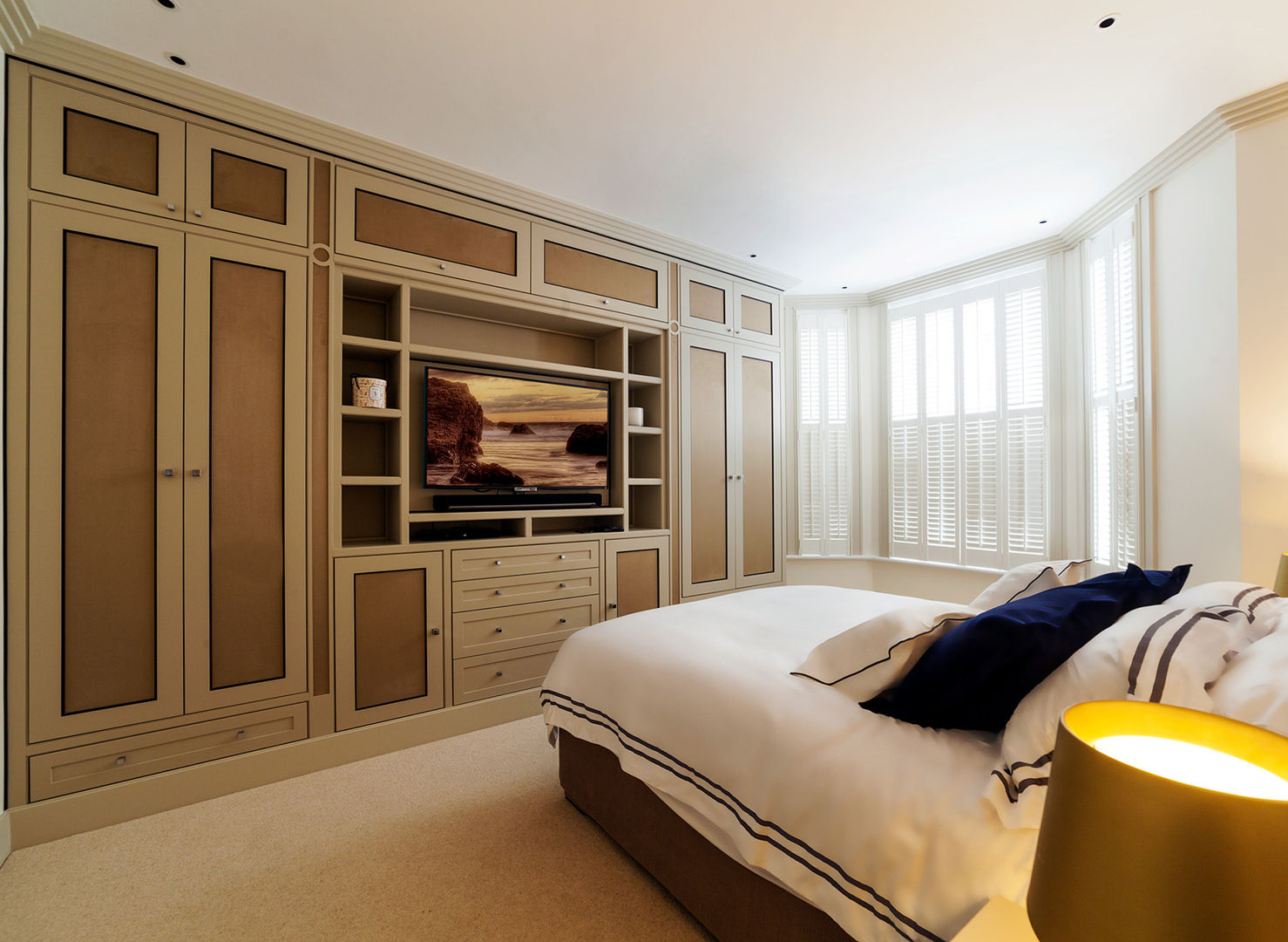 Bedroom Prestige Architects By Marco Braghiroli Modern style bedroom storage,wardrobe,bedroom