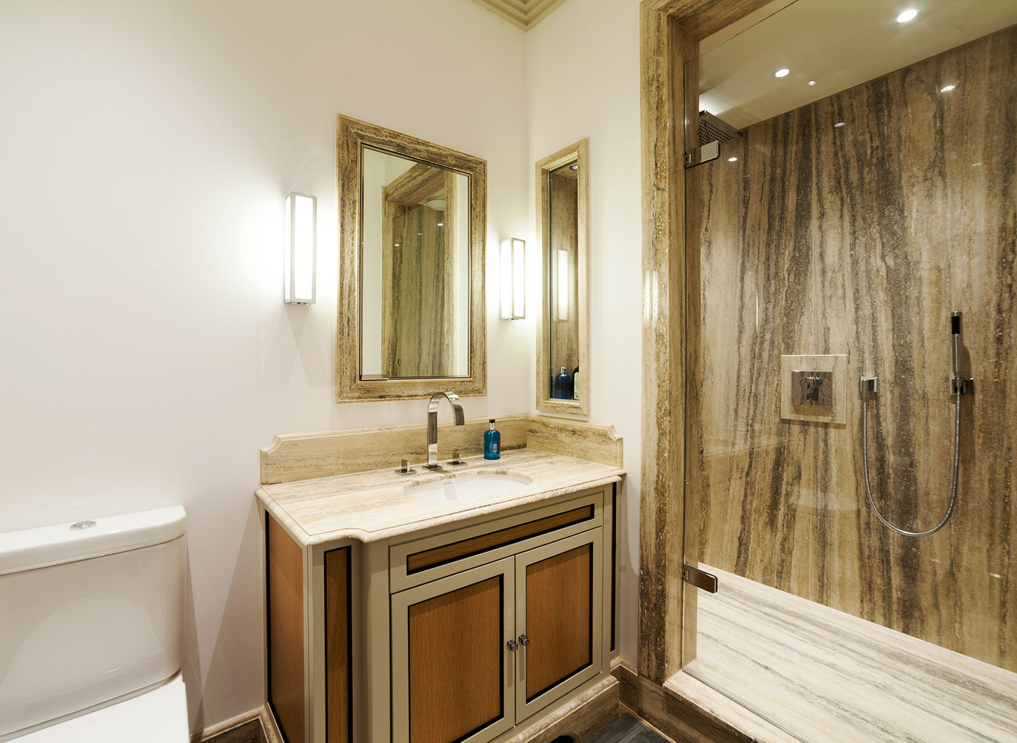 Bathroom Prestige Architects By Marco Braghiroli Baños de estilo moderno bathroom,modern,lighting
