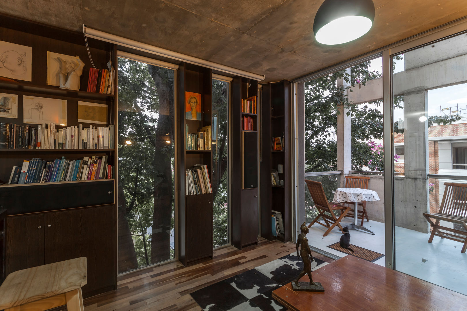 Jacinto Chiclana, Ciudad y Arquitectura Ciudad y Arquitectura Minimalist study/office