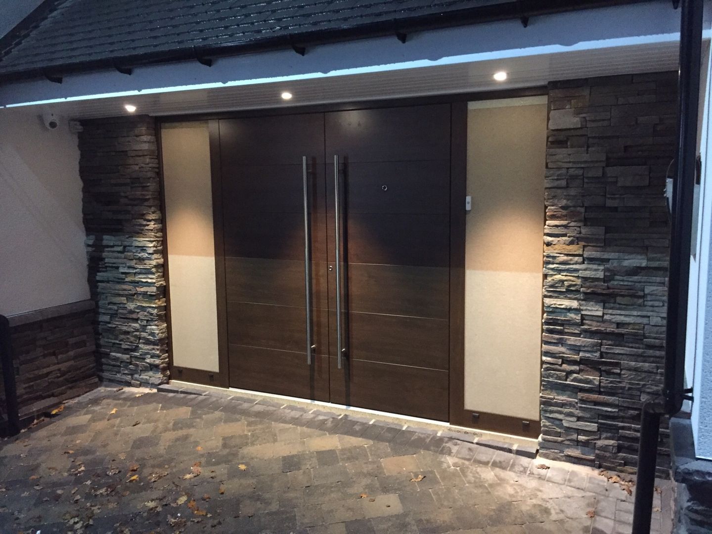 General Images, RK Door Systems RK Door Systems Porte d’ingresso