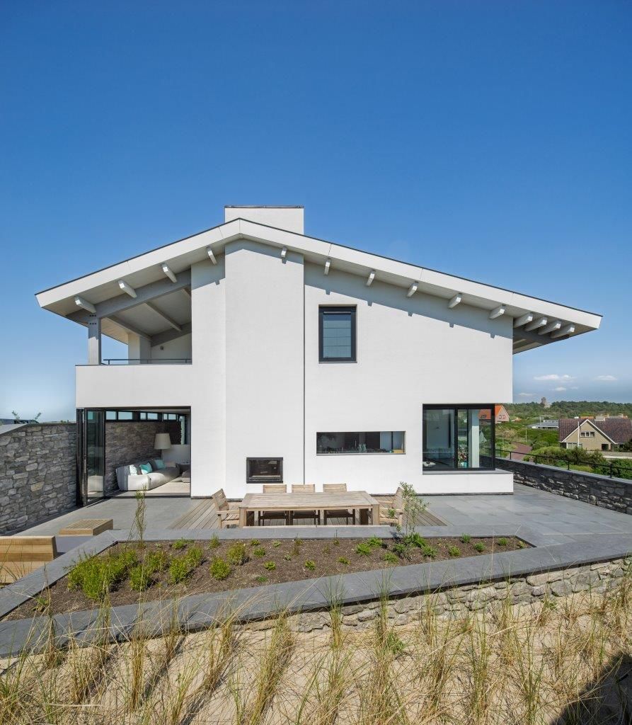 Villa in de duinen: met uitzicht op zee zijn alle dromen vervuld, BNLA architecten BNLA architecten Mediterrane huizen