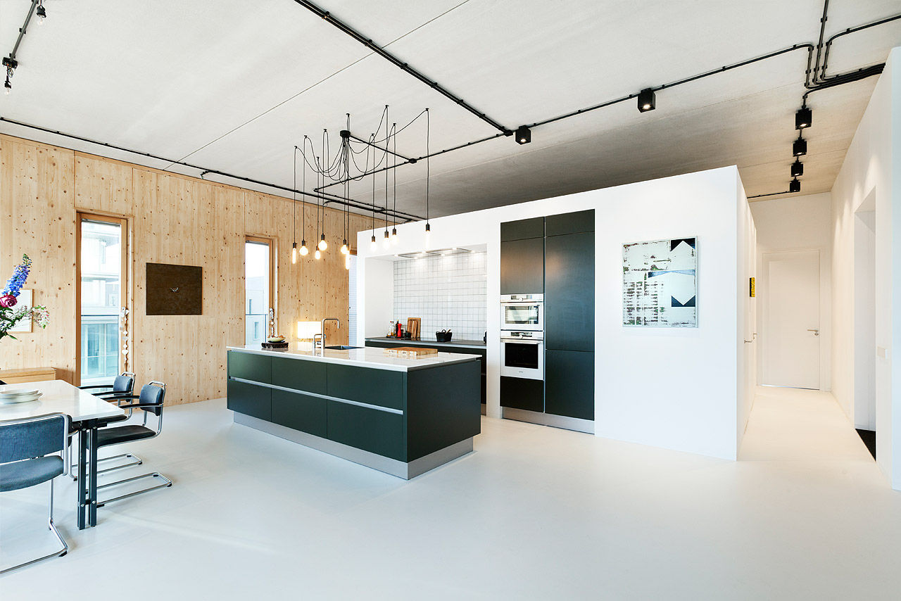 Strak, modern en duurzaam interieur met karakter, BNLA architecten BNLA architecten Nowoczesna kuchnia