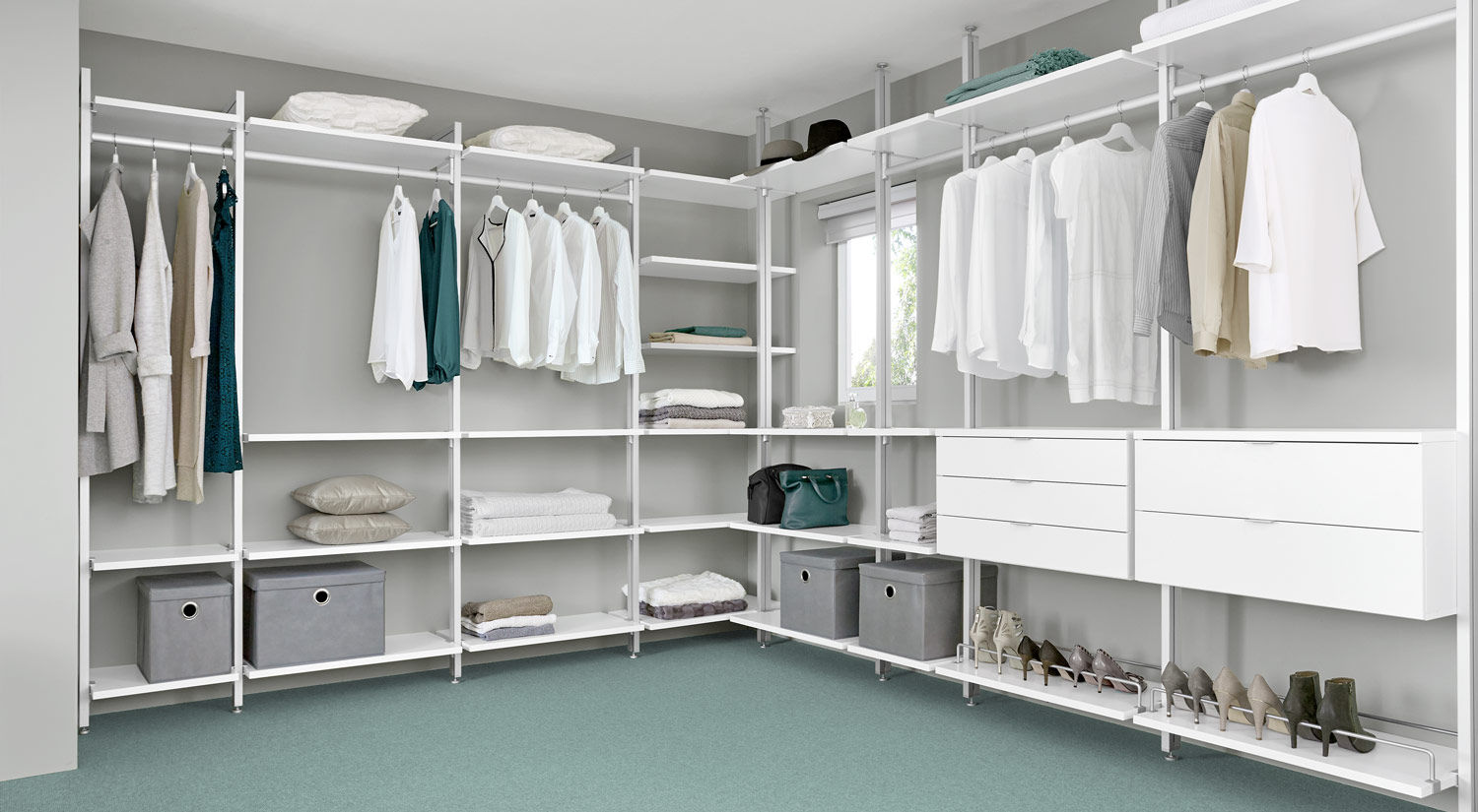 CLOS-IT - Dressing Room Shelving System homify Spogliatoio in stile classico Dressing Room,Walk-in Wardrobe,Wardrobe