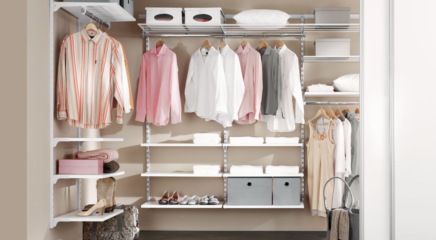 WALK-IN - Wardrobe Shelving System homify Industriale Ankleidezimmer wardrobe,walk-in wardrobe,dressing room