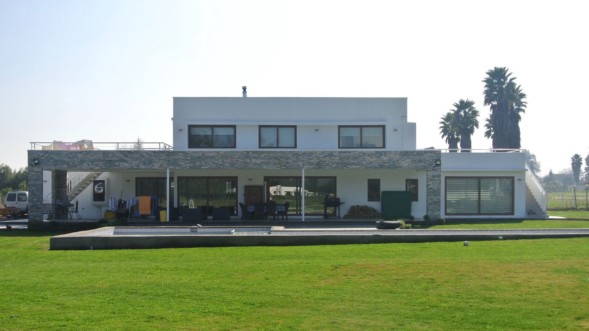 Casa El Golf, AtelierStudio AtelierStudio منازل