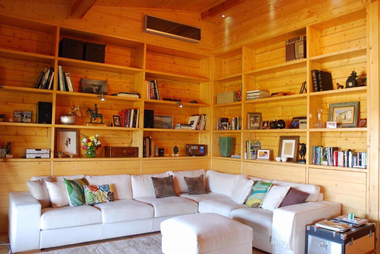 RUSTICASA | Casa unifamiliar | Santo Estevão, RUSTICASA RUSTICASA Living room Solid Wood Multicolored