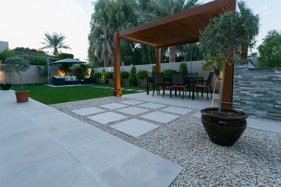 Saheel Villa, Hortus Landscaping Works LLC Hortus Landscaping Works LLC Casitas de jardín