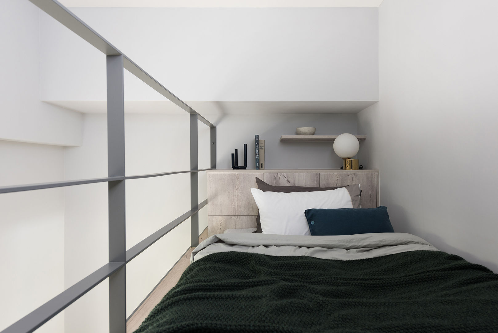 爵士藍調, 寓子設計 寓子設計 Dormitorios de estilo moderno