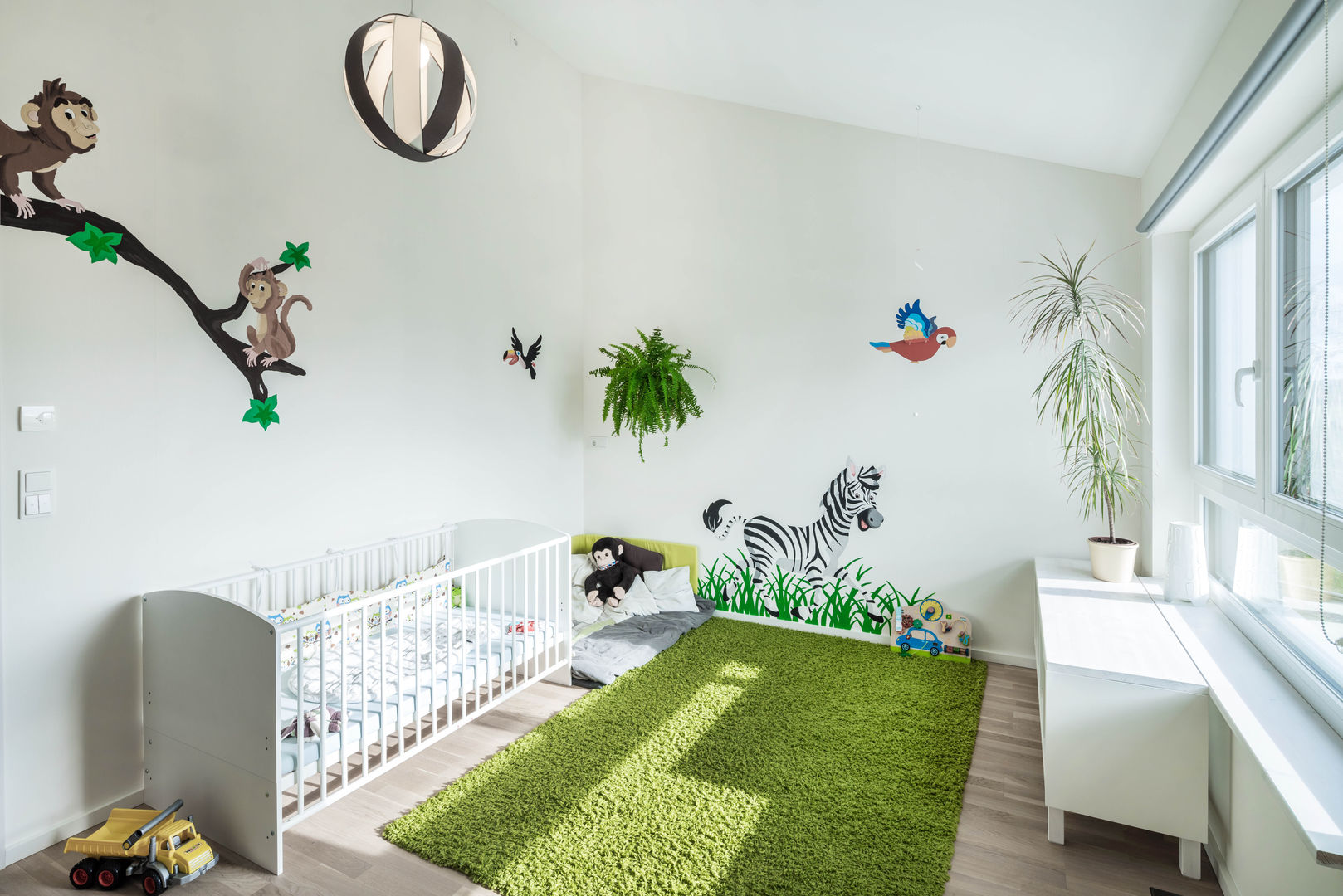 Effizienzhaus in innovativer Massivholzbauweise, wir leben haus - Bauunternehmen in Bayern wir leben haus - Bauunternehmen in Bayern Baby room