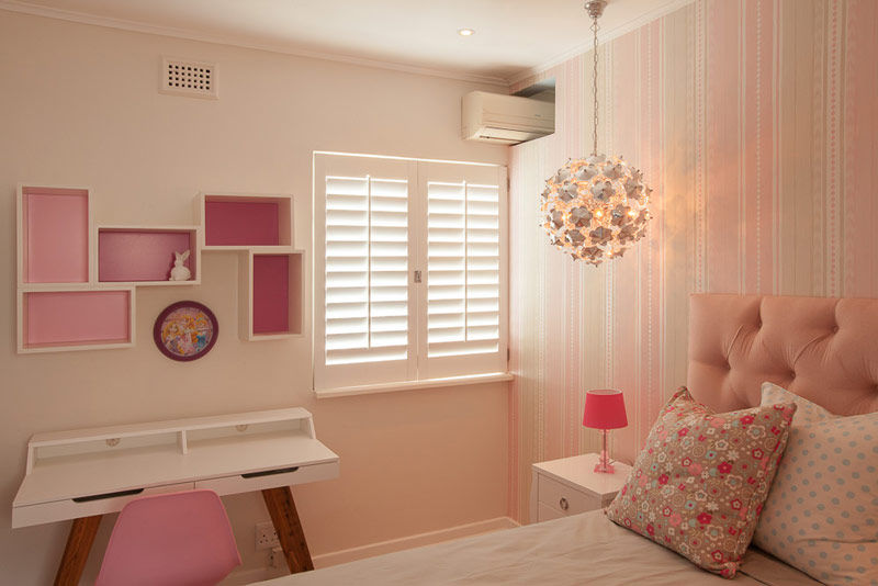 House Varyani, Redesign Interiors Redesign Interiors Modern nursery/kids room