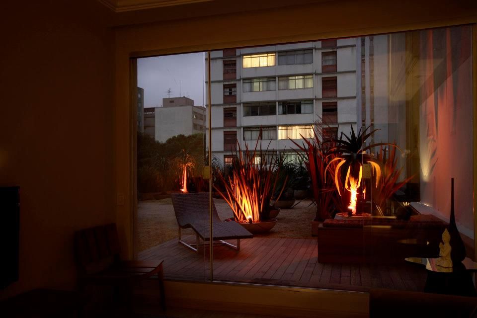 Apartamento E.C., Jardins, São Paulo, André Viana Arquitetura André Viana Arquitetura Giardino anteriore