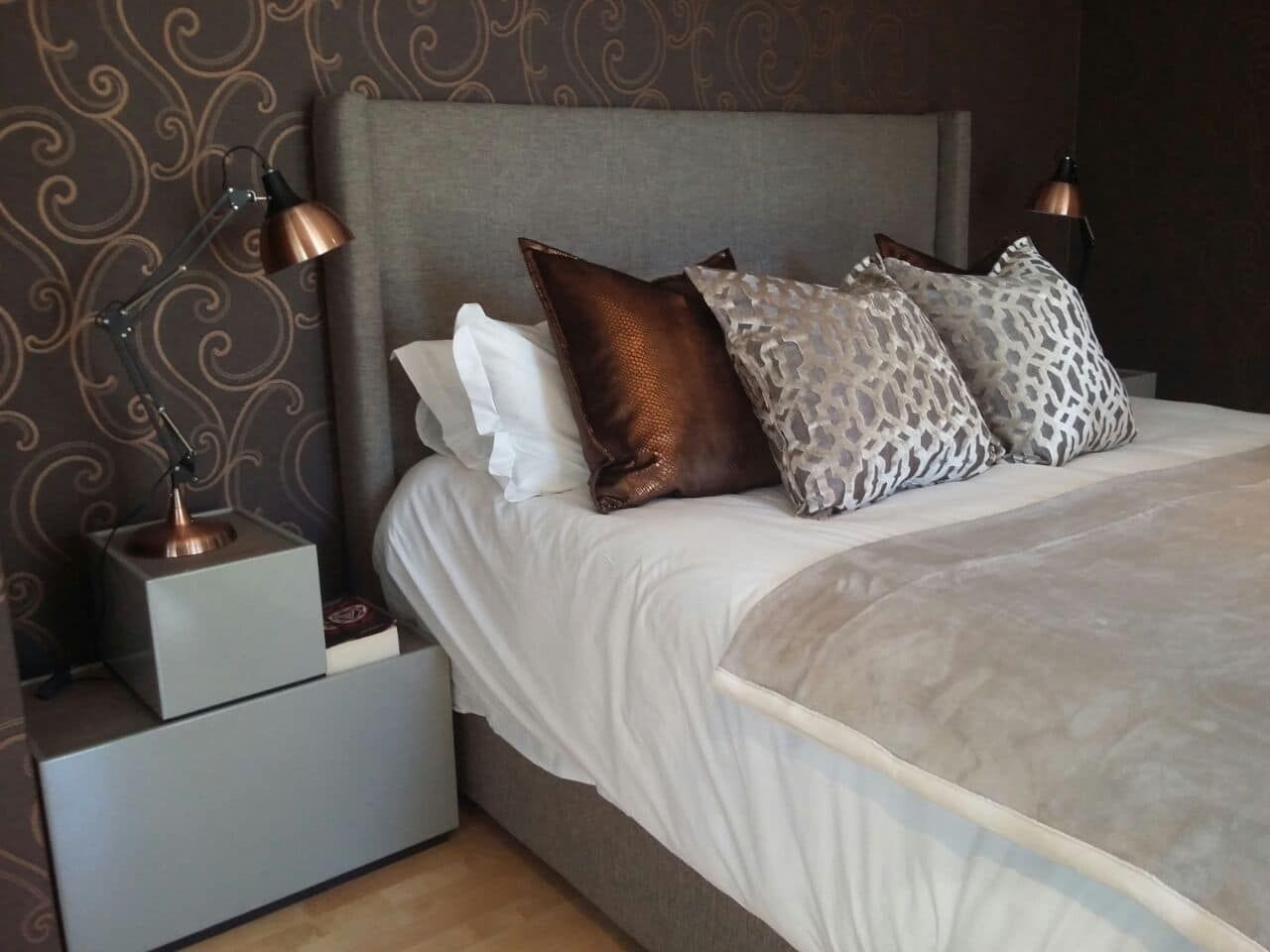 Morningside Residence, CKW Lifestyle Associates PTY Ltd CKW Lifestyle Associates PTY Ltd Eclectic style bedroom