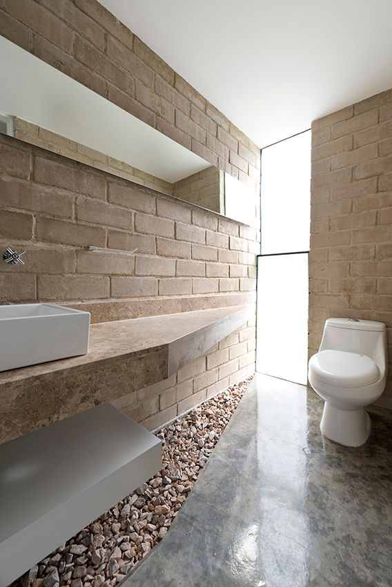 Casa FGN, Monolito Monolito Rustic style bathroom