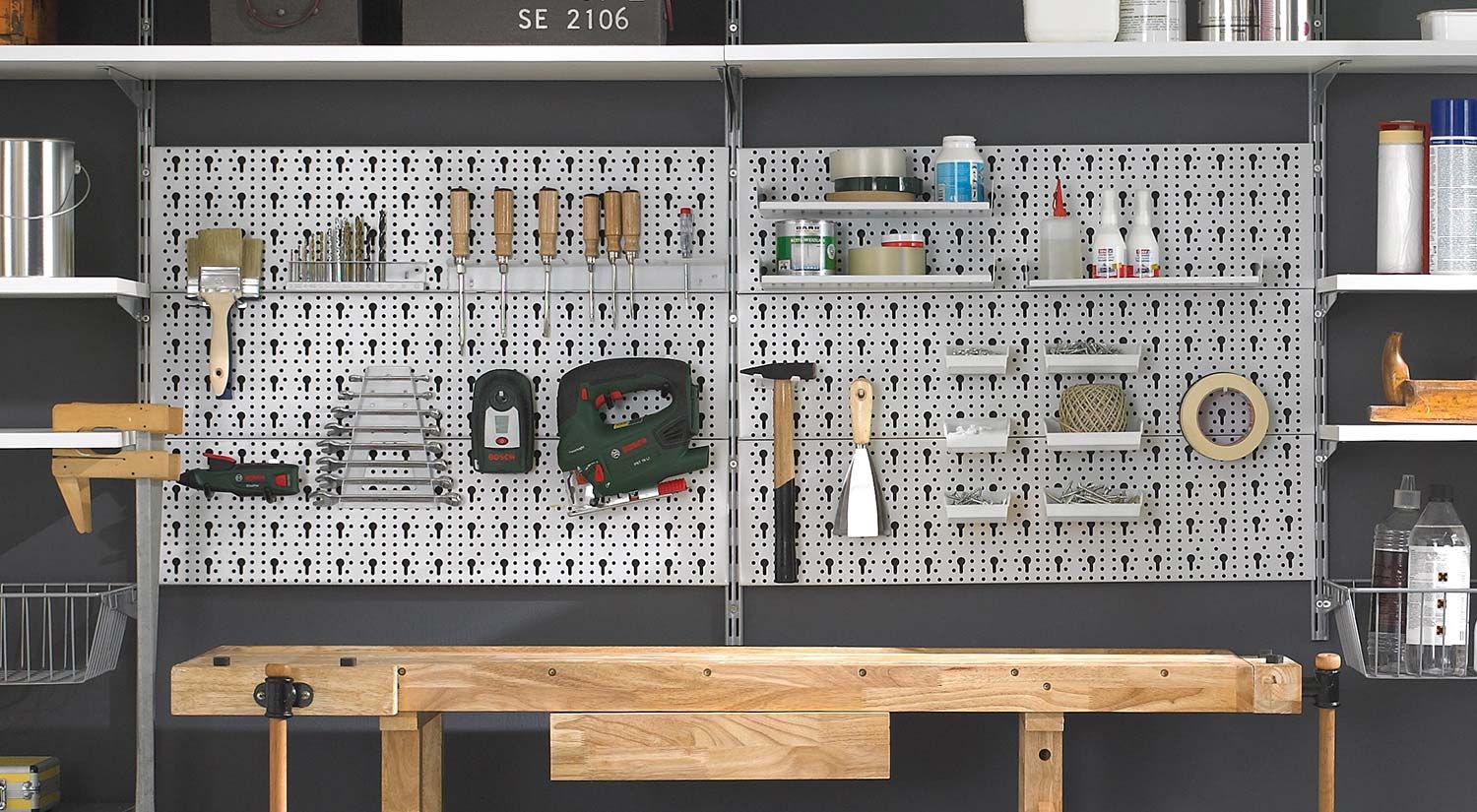 P-SLOT Shelving Systems create order - Peg Board homify Doppio garage tool kit,peg board,peg wall