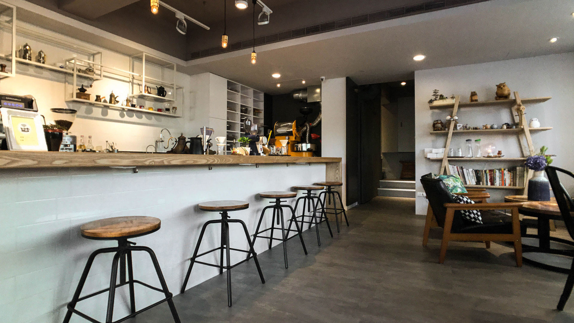 FUKUROU Cafe, 見和空間設計 見和空間設計 Ruang Komersial Ubin Kantor & toko