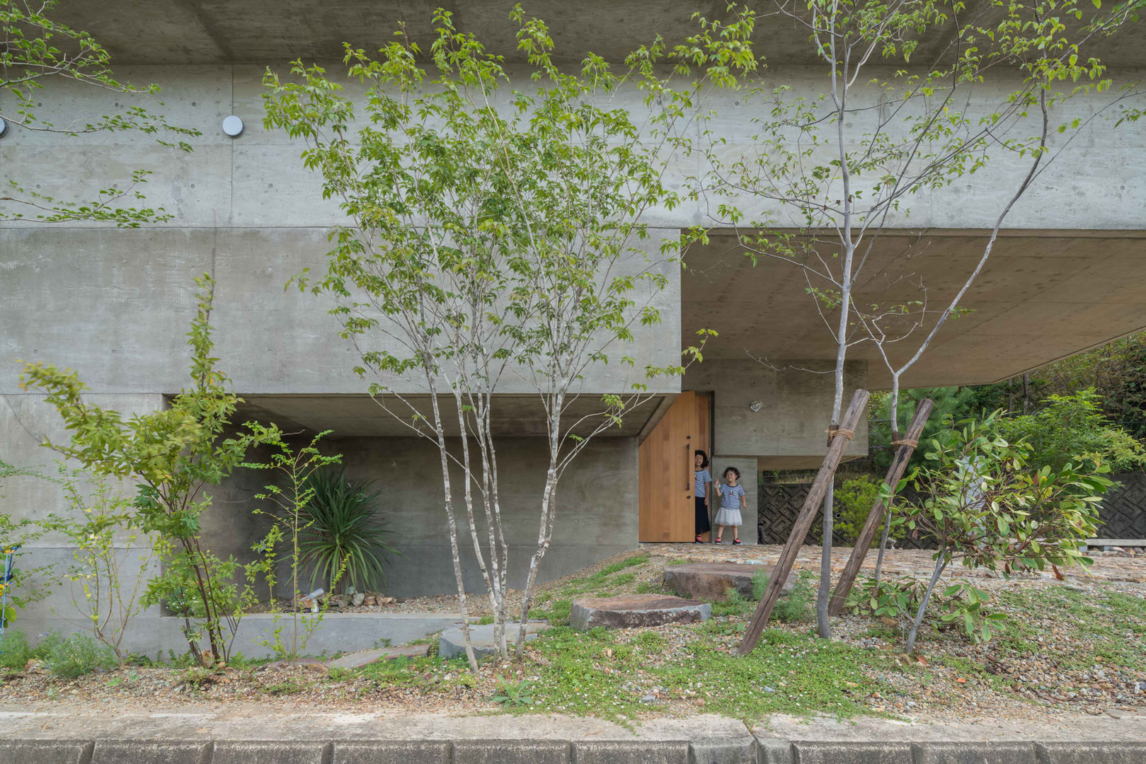 HINO, 武藤圭太郎建築設計事務所 武藤圭太郎建築設計事務所 Casas de estilo moderno Hormigón