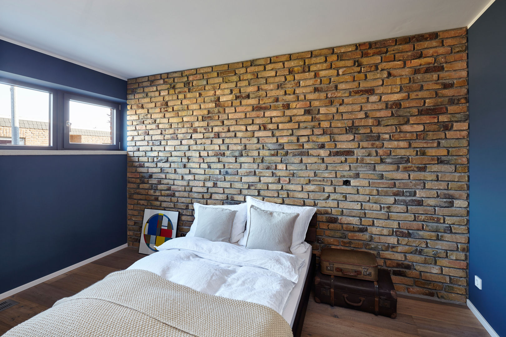 Haus I., Lioba Schneider Architekturfotografie Lioba Schneider Architekturfotografie Modern Bedroom Bricks