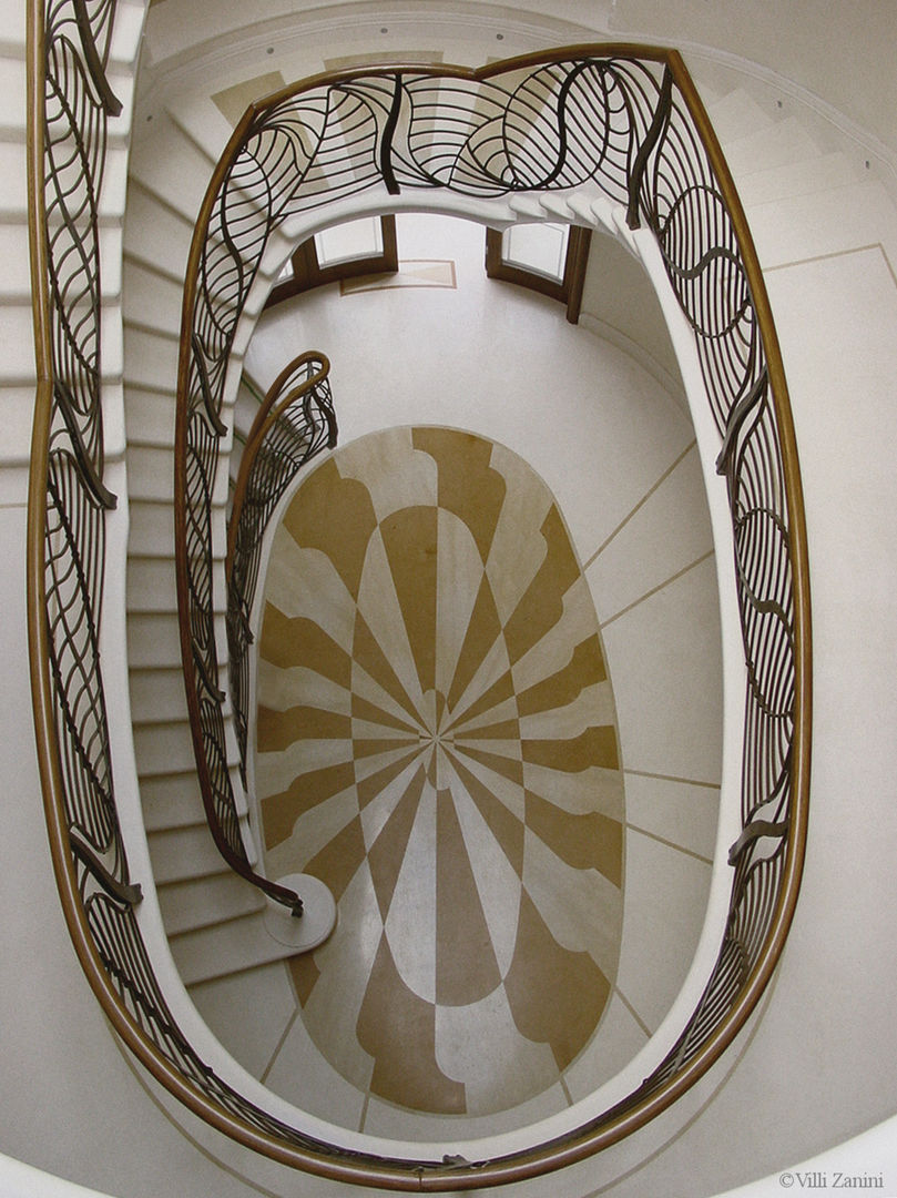 Ringhiera per scala a chiocciola in marmo, VilliZANINI Wrought Iron Art Since 1655 VilliZANINI Wrought Iron Art Since 1655 Modern corridor, hallway & stairs Iron/Steel