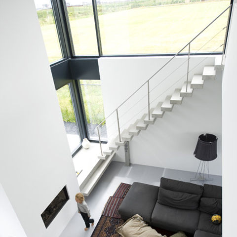 trap Archstudio Architecten | Villa's en interieur Minimalistische woonkamers trap,betontrede,modern,vrijdragend