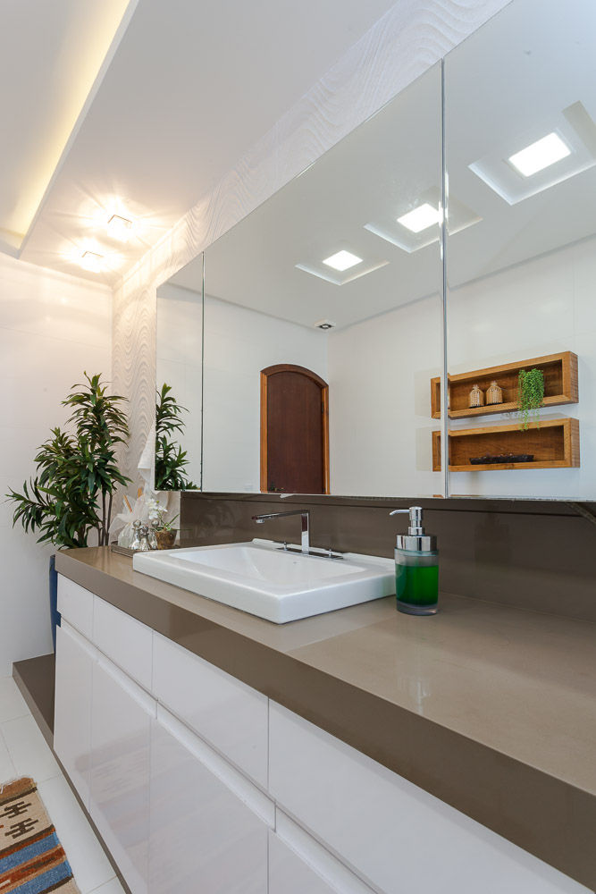 Banheiro Social Escritorio de Arquitetura Karina Garcia Casas de banho modernas