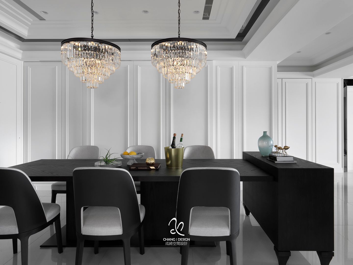 輕新新古典, 成綺空間設計 成綺空間設計 Classic style dining room