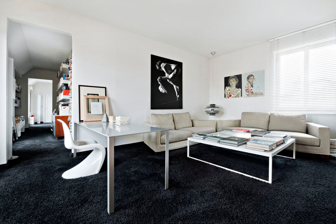 APARTMENT IN VIA BONVESIN DE LA RIVA, PAOLO FRELLO & PARTNERS PAOLO FRELLO & PARTNERS 모던스타일 거실