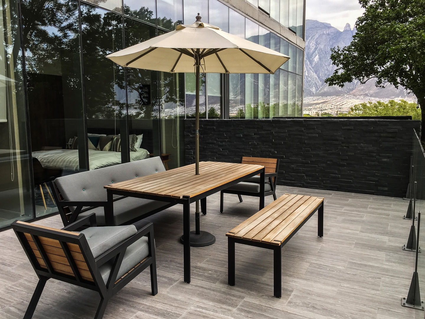 homify Balcon, Veranda & Terrasse modernes