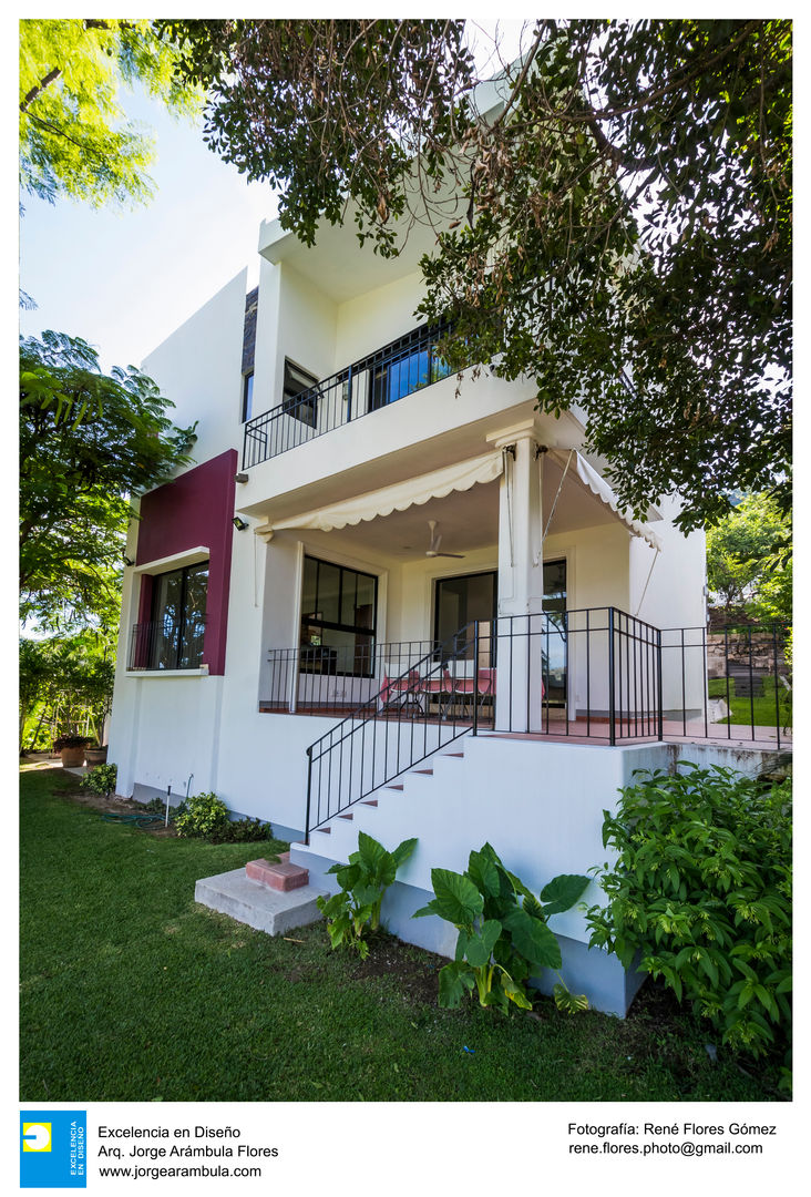 Casa Bosques, Excelencia en Diseño Excelencia en Diseño Single family home