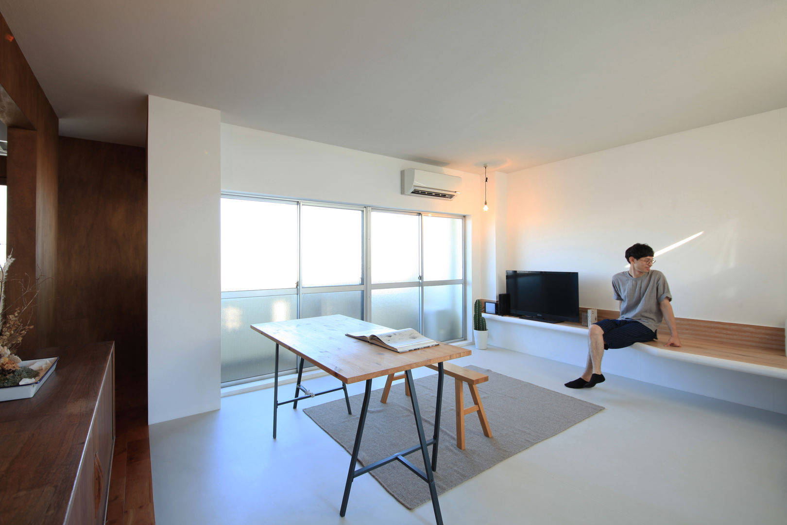 Nのリノベーション, の ざ き 設 計 の ざ き 設 計 Minimalist living room