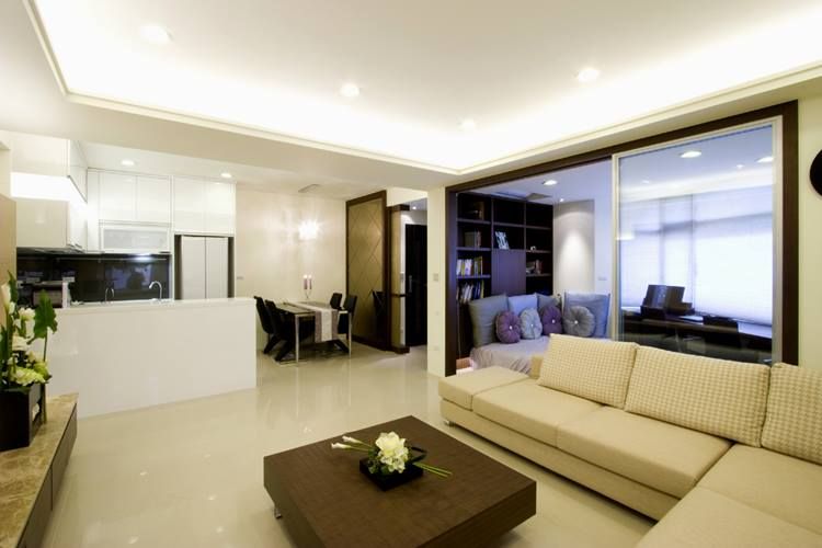 開放的公用空間配置 Hi+Design/Interior.Architecture. 寰邑空間設計 Eclectic style living room