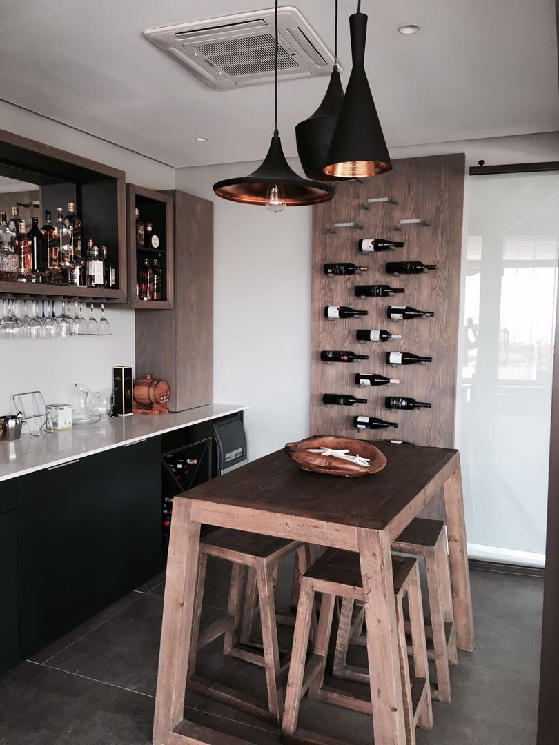 Izinga Park, Umhlanga , Urban Create Design Interiors Urban Create Design Interiors Modern wine cellar