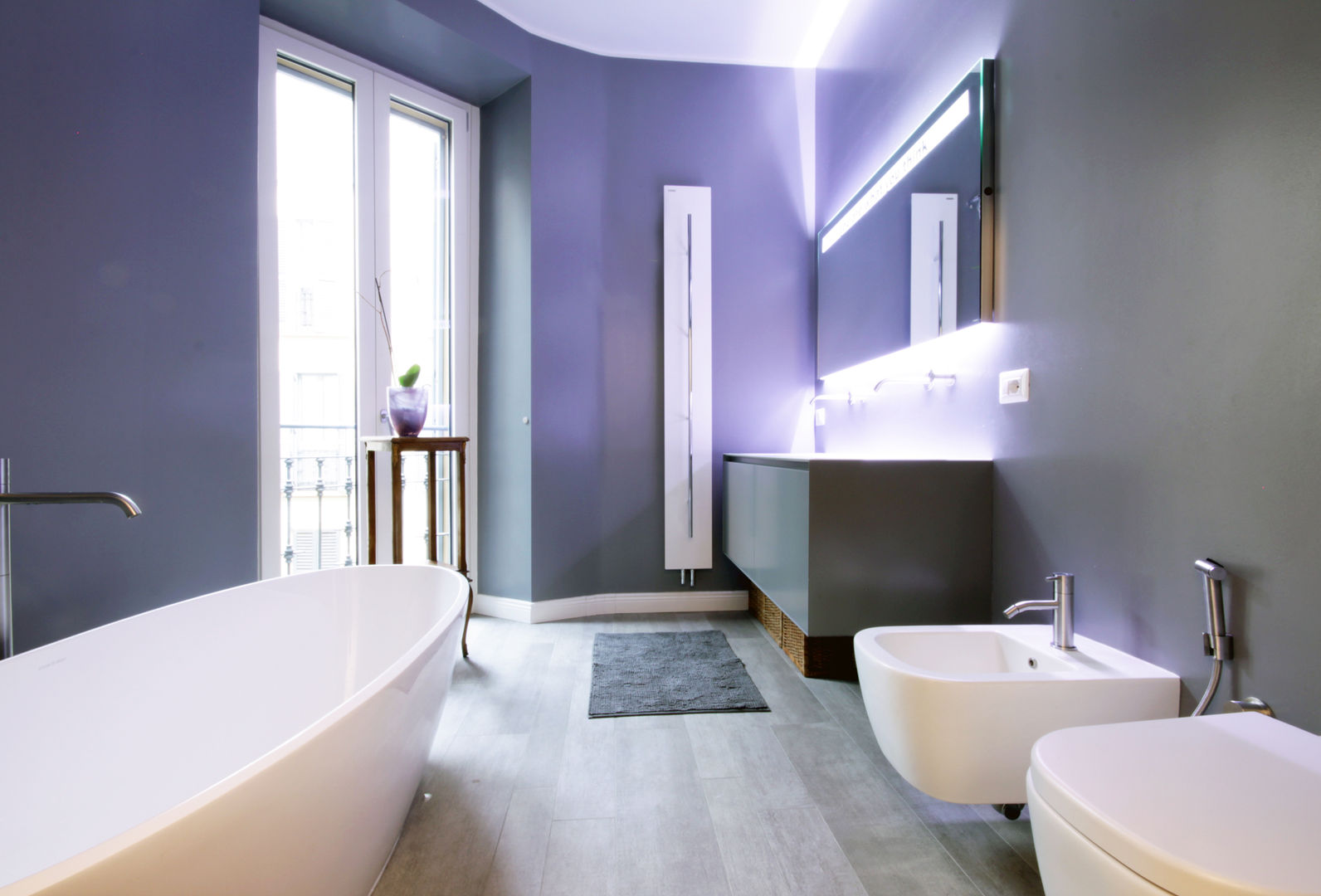 Un appartamento a Milano, Barbara Patrizio DesignLab Barbara Patrizio DesignLab Minimalist bathroom