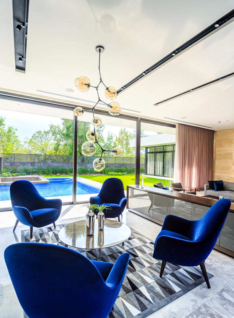 LIVING ROOM - CASA YÉJ TRES MAS DOS ARQUITECTOS Salas modernas Mármol