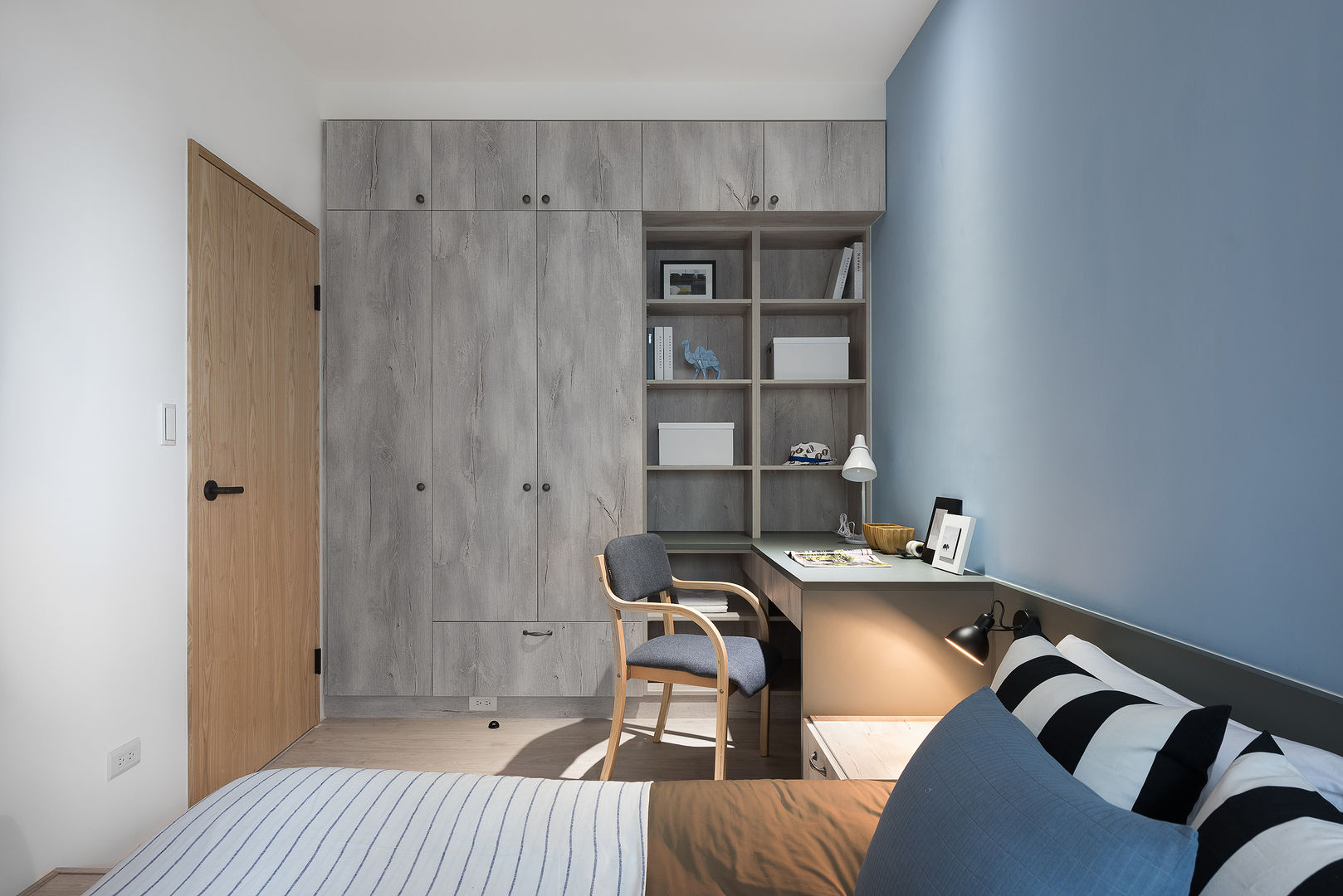 溫.沐光, 寓子設計 寓子設計 Scandinavian style bedroom Plywood