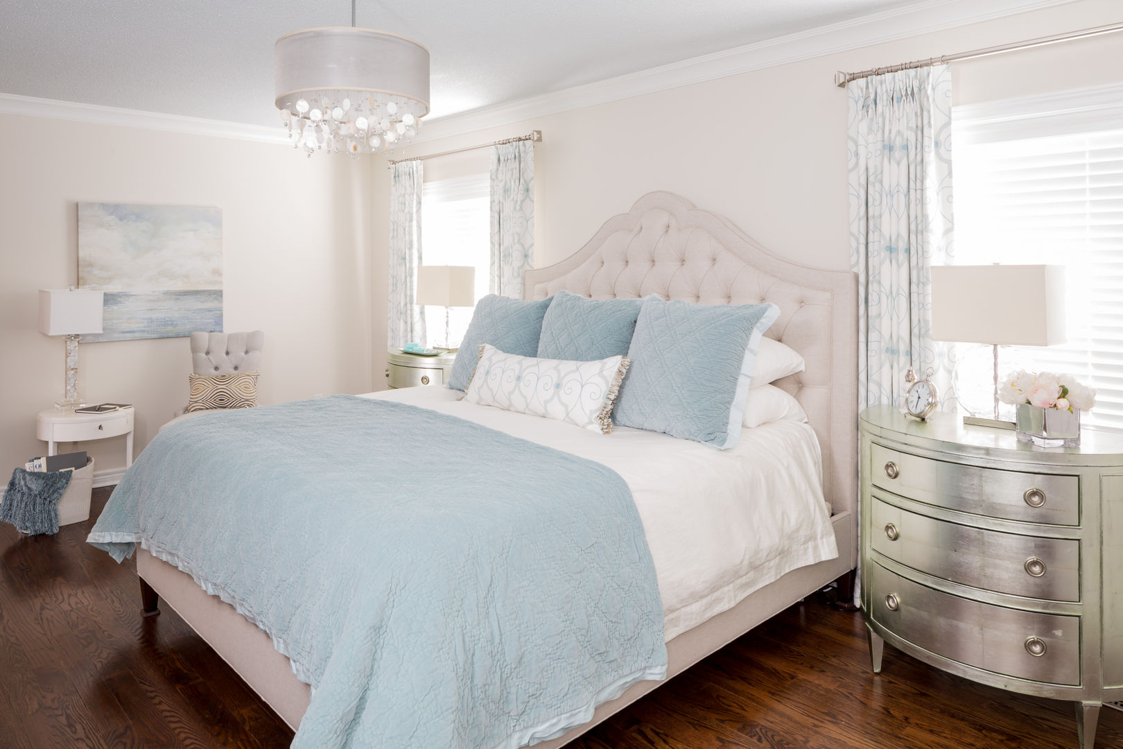 Tranquil Master Bedroom and Ensuite, Frahm Interiors Frahm Interiors غرفة نوم