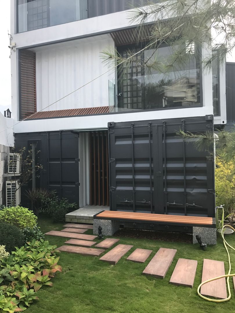 鹿谷貨櫃住宅, 石方室內裝修有限公司 石方室內裝修有限公司 Houses