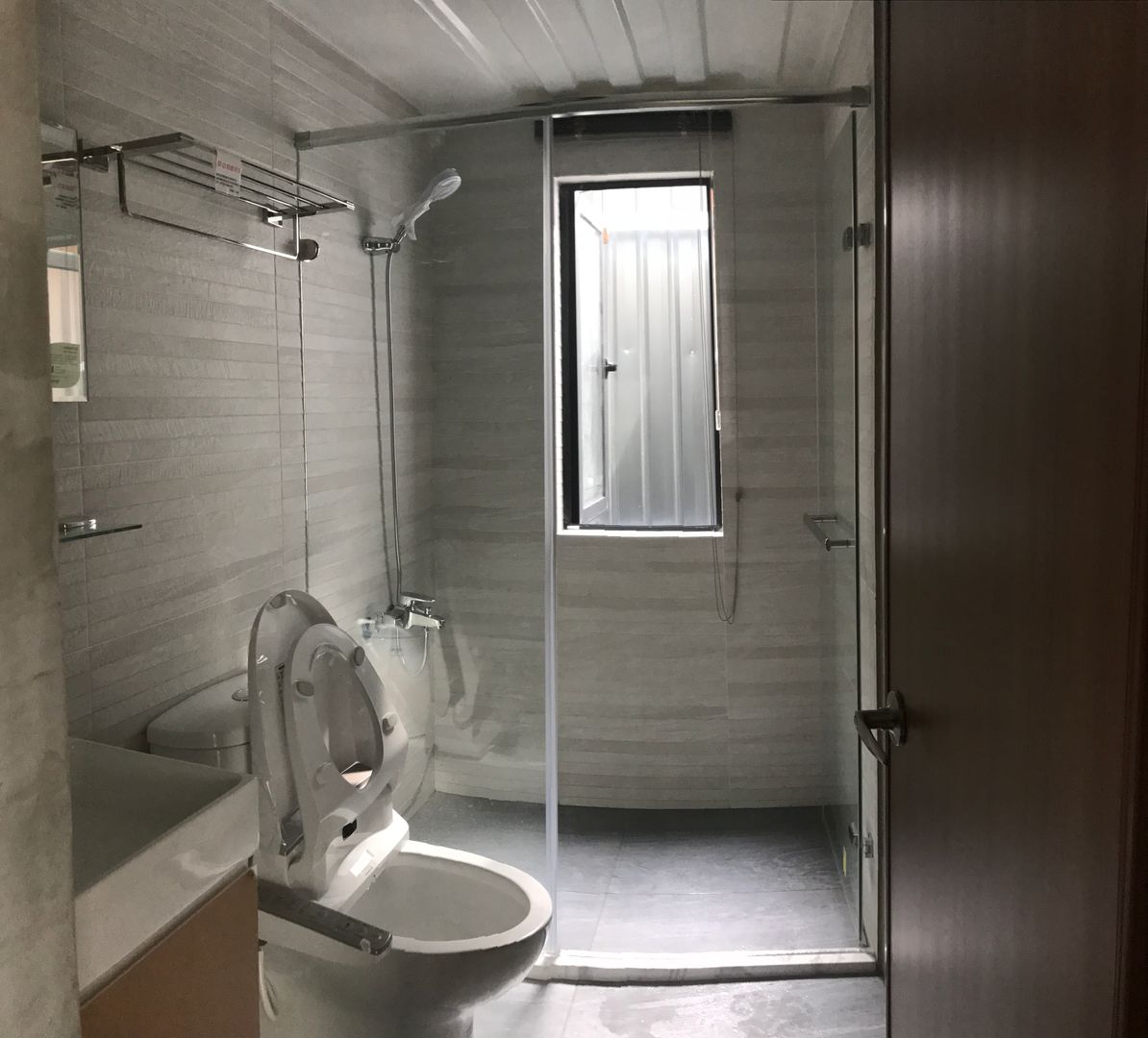 鹿谷貨櫃住宅, 石方室內裝修有限公司 石方室內裝修有限公司 Industrial style bathroom