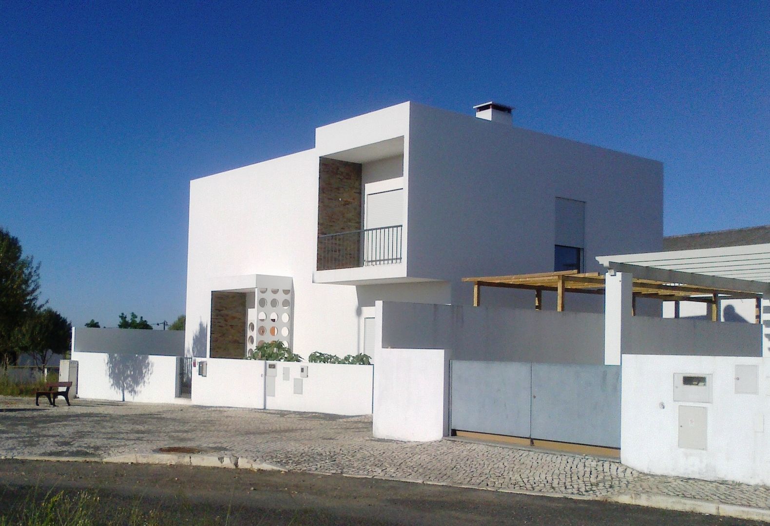 Fachada Poente Leonor da Costa Afonso Casas unifamilares