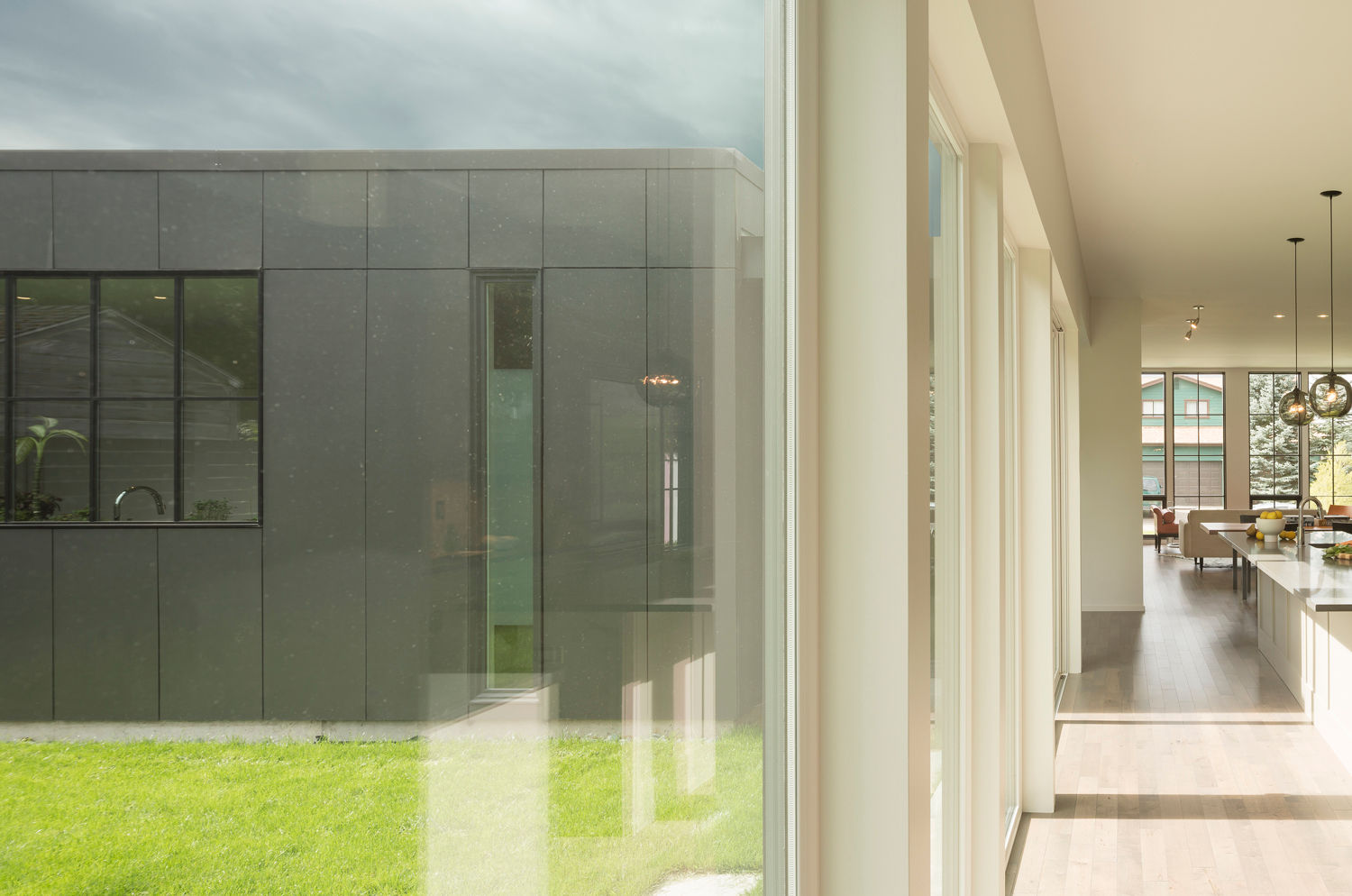 Magnolia House Rerucha Studio Modern Corridor, Hallway and Staircase