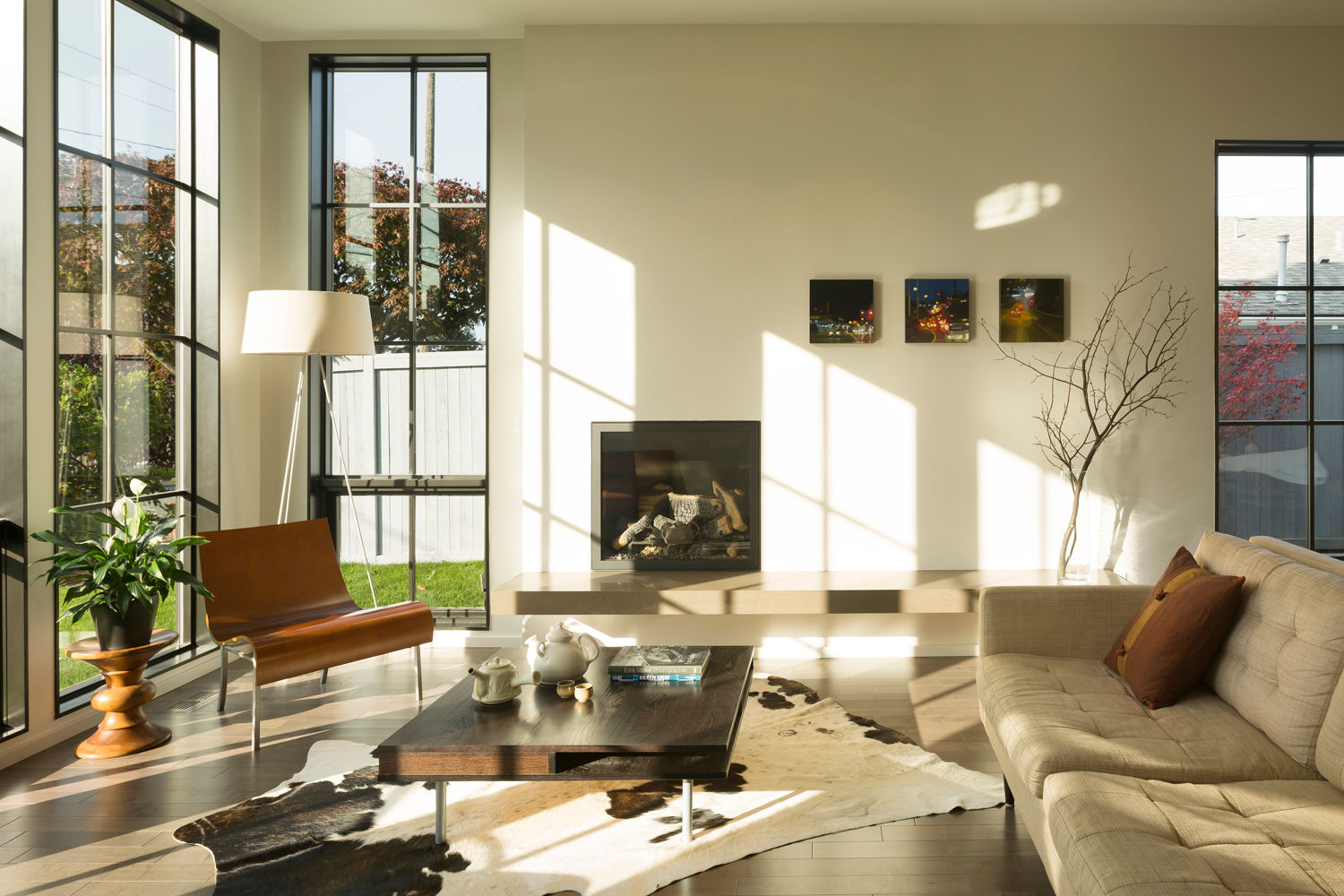 Magnolia House Rerucha Studio Modern Living Room