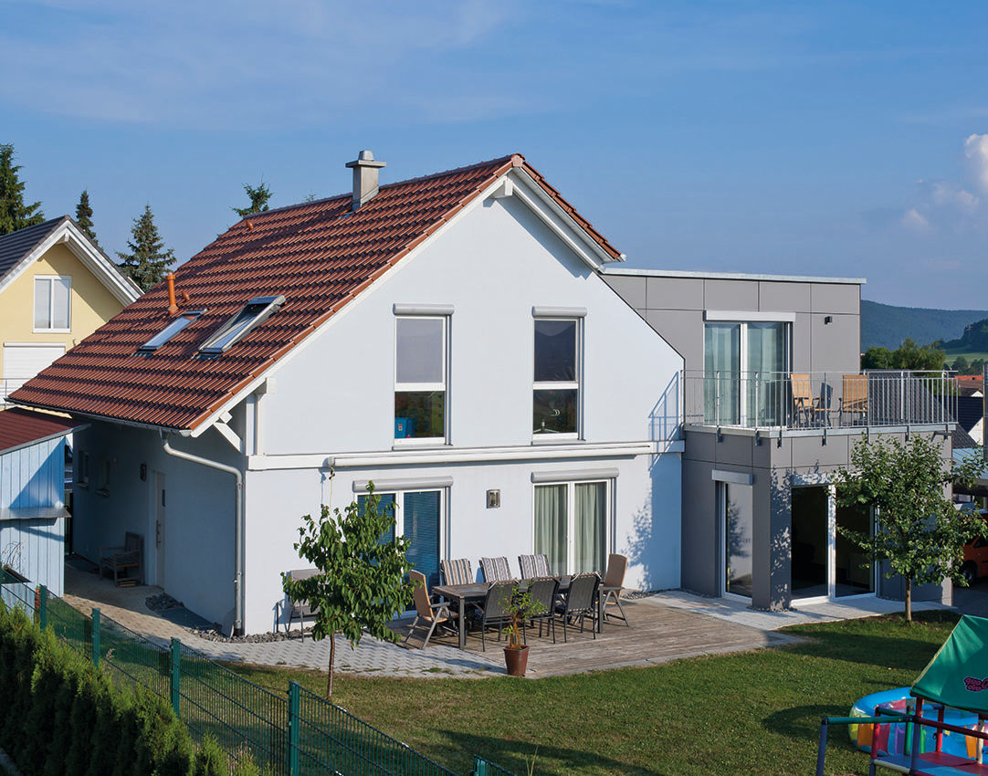 Erweitertes Kontrastprogramm, KitzlingerHaus GmbH & Co. KG KitzlingerHaus GmbH & Co. KG Prefabricated home